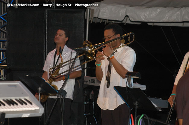 Antonio Saxton - Air Jamaica Jazz & Blues Festival 2007 - The Art of Music -  Thursday, January 25th - 10th Anniversary - Air Jamaica Jazz & Blues Festival 2007 - The Art of Music - Tuesday, January 23 - Saturday, January 27, 2007, The Aqueduct on Rose Hall, Montego Bay, Jamaica - Negril Travel Guide, Negril Jamaica WI - http://www.negriltravelguide.com - info@negriltravelguide.com...!