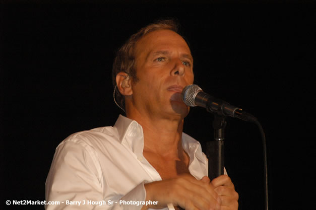 Michael Bolton - Air Jamaica Jazz & Blues Festival 2007 - The Art of Music -  Thursday, January 25th - 10th Anniversary - Air Jamaica Jazz & Blues Festival 2007 - The Art of Music - Tuesday, January 23 - Saturday, January 27, 2007, The Aqueduct on Rose Hall, Montego Bay, Jamaica - Negril Travel Guide, Negril Jamaica WI - http://www.negriltravelguide.com - info@negriltravelguide.com...!