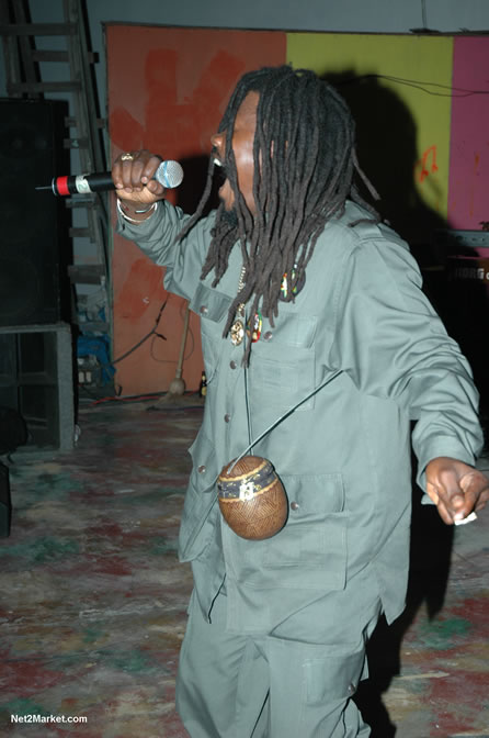 The Messenger, Reggae Super Star - Luciano - Gregory Isaacs - Bobby Dread - Swallow - backed by the Indika Band - Boubon Beach Restaurant, Beach Bar & Oceanfront Accommodations - Negril Travel Guide, Negril Jamaica WI - http://www.negriltravelguide.com - info@negriltravelguide.com...!