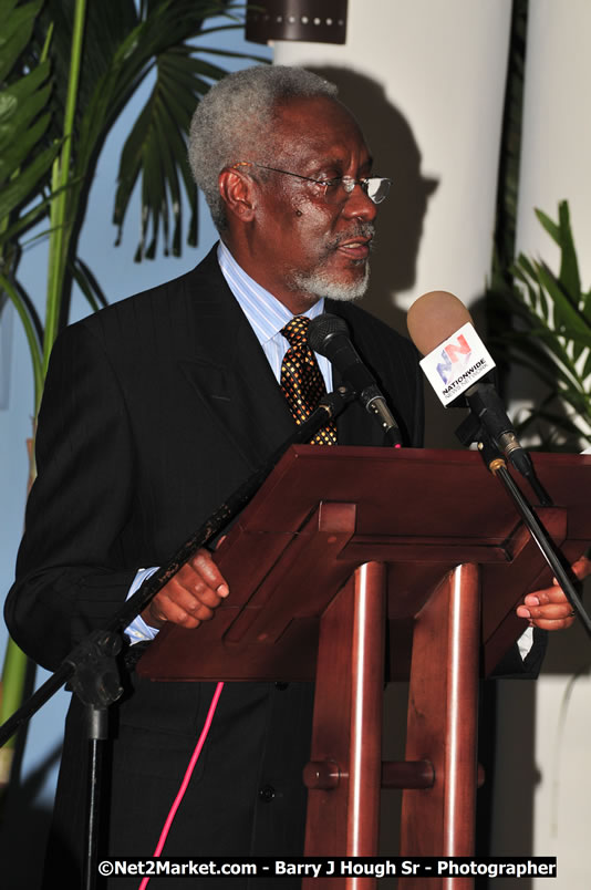 Bird of Paradise Awards & Gala @ Grand Palladium Resort & Spa [Fiesta] - Saturday, August 9, 2008 - Guest Honouree The Most Honourable P.J. Patterson ON, PC, QC - Hanover Homecoming Foundation LTD Jamaica - Wherever you roam ... Hanover bids you ... come HOME - Sunday, August 3 to Saturday, August 9, 2008 - Hanover Jamaica - Photographs by Net2Market.com - Barry J. Hough Sr. Photojournalist/Photograper - Photographs taken with a Nikon D300 - Negril Travel Guide, Negril Jamaica WI - http://www.negriltravelguide.com - info@negriltravelguide.com...!