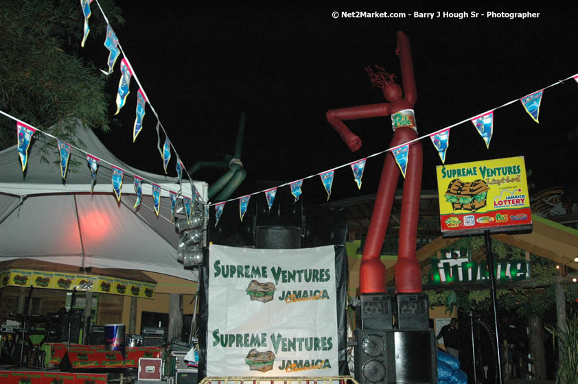 Jamaica Carnival 2007 @ The Jungle, Friday, March 2, 2007, The Jungle, Norman Manley Boulevard, Negril, Westmoreland, Jamaica W.I. - Negril Travel Guide, Negril Jamaica WI - http://www.negriltravelguide.com - info@negriltravelguide.com...!