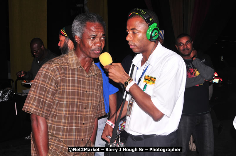 Minister of Tourism, Edmund Bartlett @ Jamaica Jazz and Blues Festival 2009 - Presented by Air Jamaica - Thursday, January 22, 2009 - Venue at the Aqueduct on Rose Hall Resort &amp; Country Club, Montego Bay, Jamaica - Thursday, January 22 - Saturday, January 24, 2009 - Photographs by Net2Market.com - Barry J. Hough Sr, Photographer/Photojournalist - Negril Travel Guide, Negril Jamaica WI - http://www.negriltravelguide.com - info@negriltravelguide.com...!