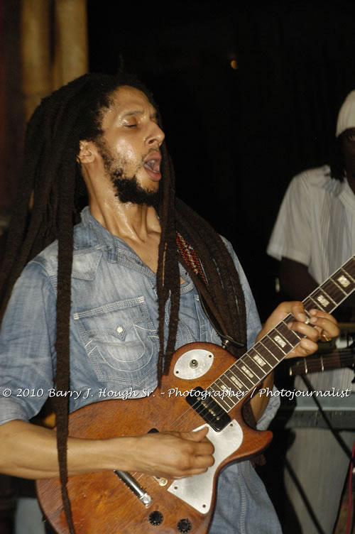 Julian Marley - Grammy Nominee & Son of the Legend Bob Marley - Live in Concert - Also featuring Ras Noble, Power Drill, Iron Head, & Robin Banks - Backing Band Roots Warrior, plus DJ Gemini @ One Love Reggae Concerts Series 09/10 @ Negril Escape Resort & Spa, February 2, 2010, One Love Drive, West End, Negril, Westmoreland, Jamaica W.I. - Photographs by Net2Market.com - Barry J. Hough Sr, Photographer/Photojournalist - The Negril Travel Guide - Negril's and Jamaica's Number One Concert Photography Web Site with over 40,000 Jamaican Concert photographs Published -  Negril Travel Guide, Negril Jamaica WI - http://www.negriltravelguide.com - info@negriltravelguide.com...!