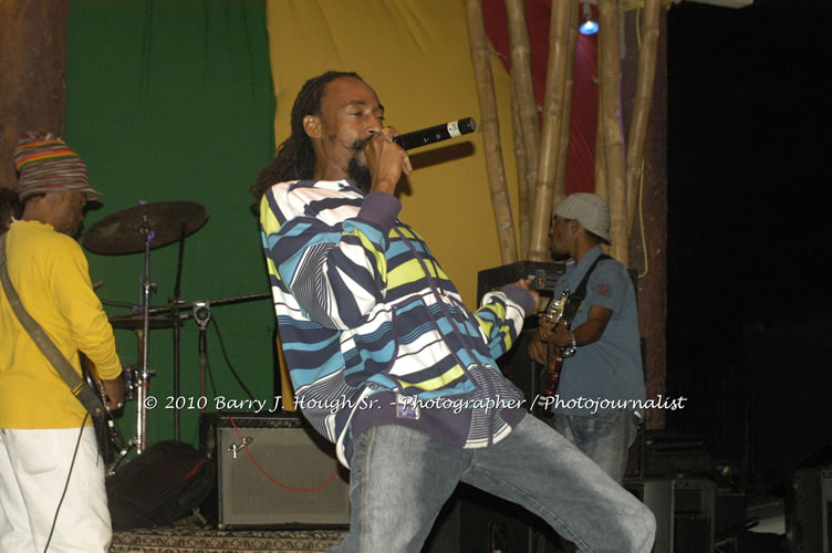 Queen Ifrica - Live In Concert - One Love Reggae Concert Series 09/10 @ Negril Escape Resort and Spa, January 5, 2010, One Love Drive, West End, Negril, Westmoreland, Jamaica W.I. - Photographs by Net2Market.com - Barry J. Hough Sr, Photographer/Photojournalist - Negril Travel Guide, Negril Jamaica WI - http://www.negriltravelguide.com - info@negriltravelguide.com...!