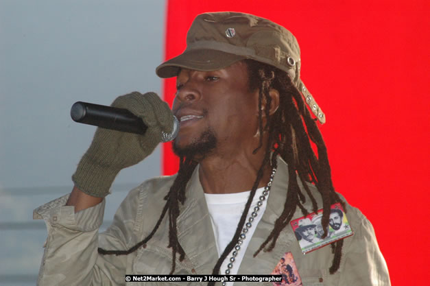 Jah Cure at Tru-Juice Rebel Salute 2008 - The 15th staging of Tru-Juice Rebel Salute, Saturday, January 12, 2008, Port Kaiser Sports Club, St. Elizabeth, Jamaica W.I. - Photographs by Net2Market.com - Barry J. Hough Sr, Photographer - Negril Travel Guide, Negril Jamaica WI - http://www.negriltravelguide.com - info@negriltravelguide.com...!