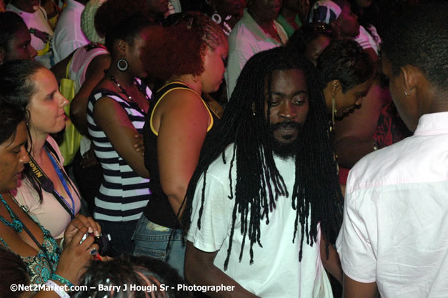 Beeniw Man & Barbee  - Red Stripe Reggae Sumfest 2007 - Zenith - Saturday, July 21, 2007 - Catherine Hall, Montego Bay, St James, Jamaica W.I. - Negril Travel Guide, Negril Jamaica WI - http://www.negriltravelguide.com - info@negriltravelguide.com...!