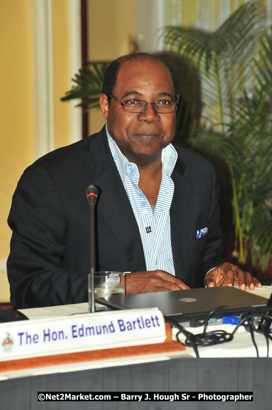 The University Of The West Indies, Mona, Policy Conference: Examining The Impact Of Gaming On The Society, Venue at Ritz - Carlton, Rose Hall, Montego Bay, St James, Jamaica - Saturday, April 18, 2009 - Photographs by Net2Market.com - Barry J. Hough Sr, Photographer/Photojournalist - Negril Travel Guide, Negril Jamaica WI - http://www.negriltravelguide.com - info@negriltravelguide.com...!