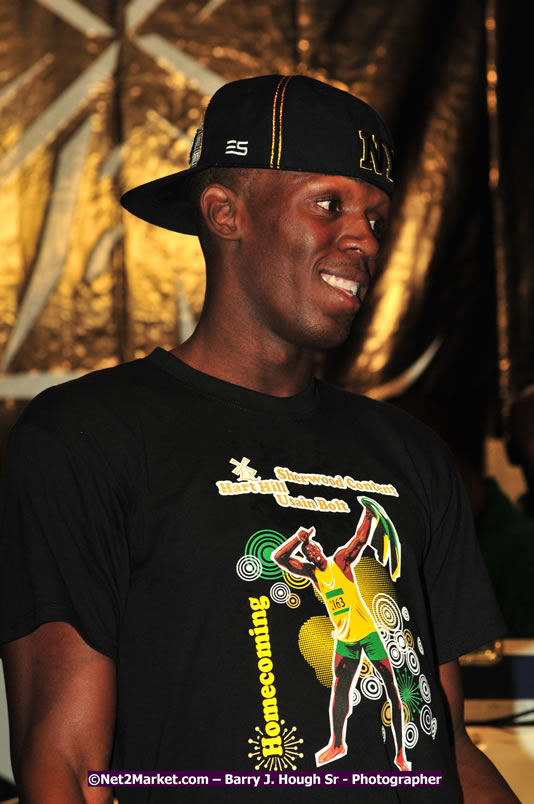 Usain Bolt of Jamaica - The Fastest Man In The World  - Usain Bolt Homecoming Celebrations Concert at the William Knibb High School Play Field, Trelawny - Ice, Ding Dong, Ravers Clavers, D'Angel, Voicemail, RDX and Dancers, Wayne Marshall, Tammi Chynn, Bugle, Nero, Tanya Stephens, Richie Spice, Kip Rich,and Shaggy - Photographs by Net2Market.com - Barry J. Hough Sr. Photojournalist/Photograper - Photographs taken with a Nikon D300 - Negril Travel Guide, Negril Jamaica WI - http://www.negriltravelguide.com - info@negriltravelguide.com...!