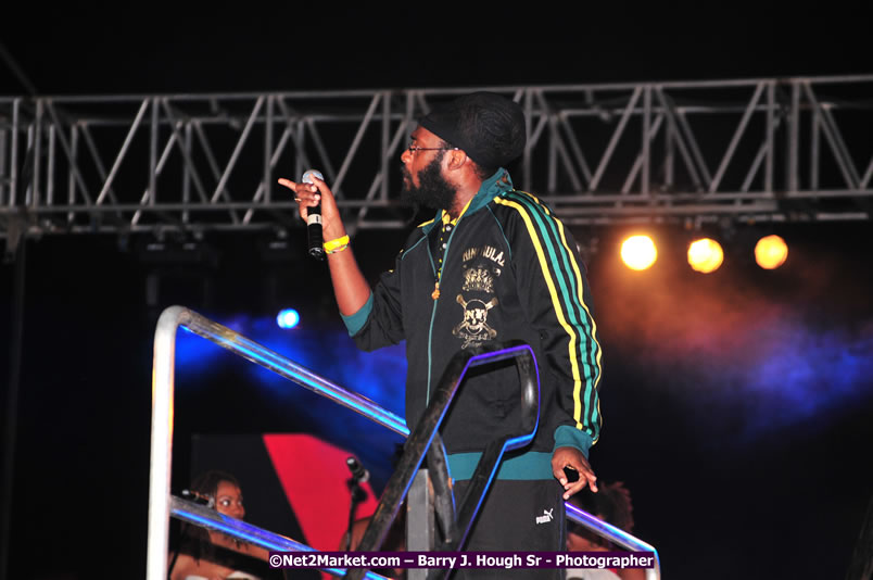 Jamaica's Athletes Celebration - Western Olympics Sports Gala & Trelawny Homecoming - Wednesday, October 8, 2008 - Photographs by Net2Market.com - Barry J. Hough Sr. Photojournalist/Photograper - Photographs taken with a Nikon D300 - Negril Travel Guide, Negril Jamaica WI - http://www.negriltravelguide.com - info@negriltravelguide.com...!